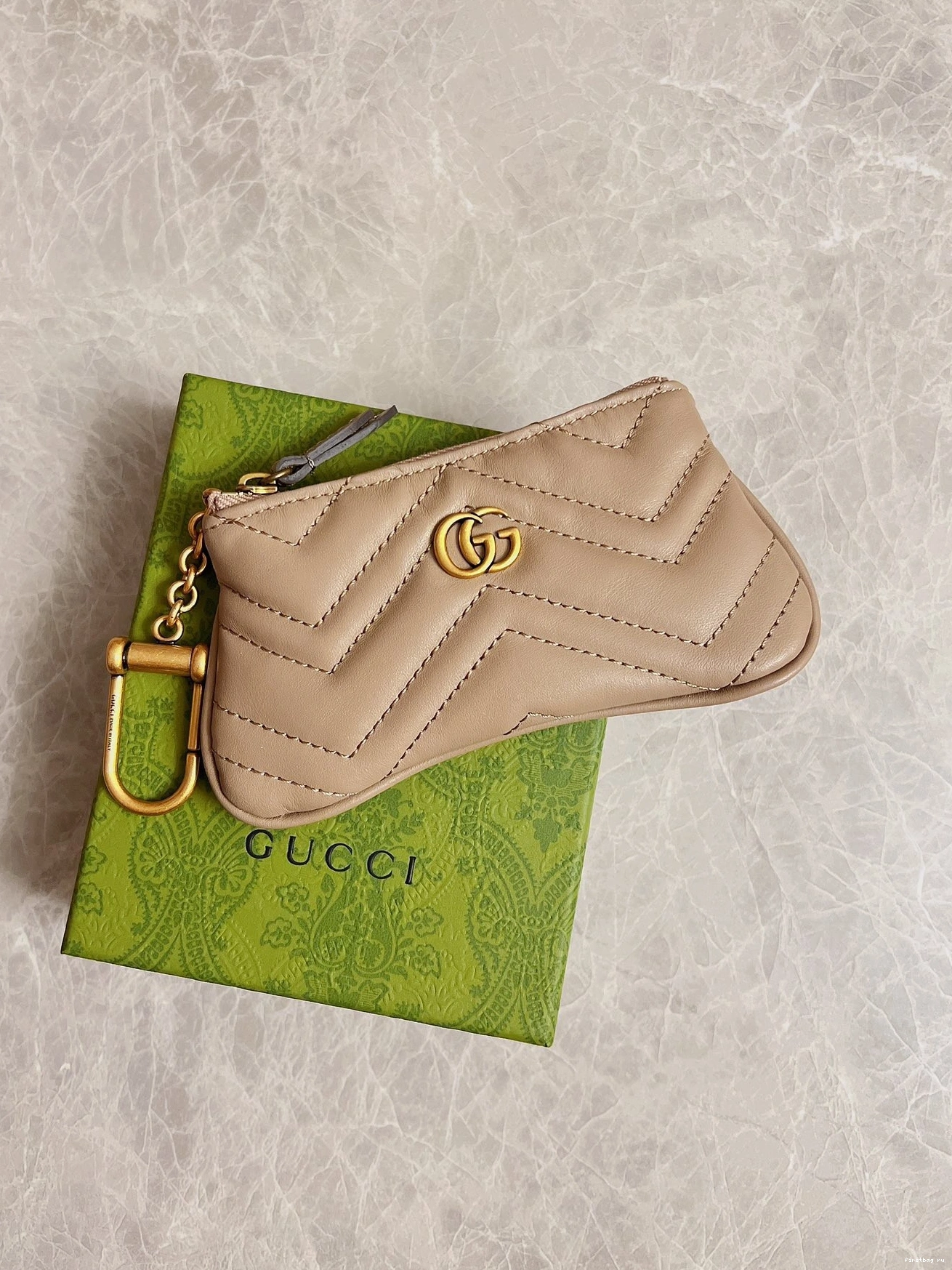 GG Gucci key matelassé case Marmont 0802
